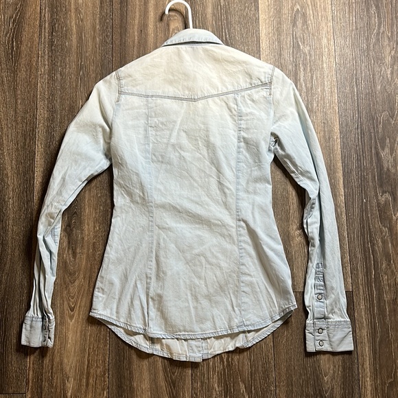 Jean button up top - Picture 6 of 6